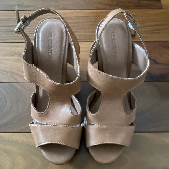 Tan Wedges from Le Château - Picture 1 of 4